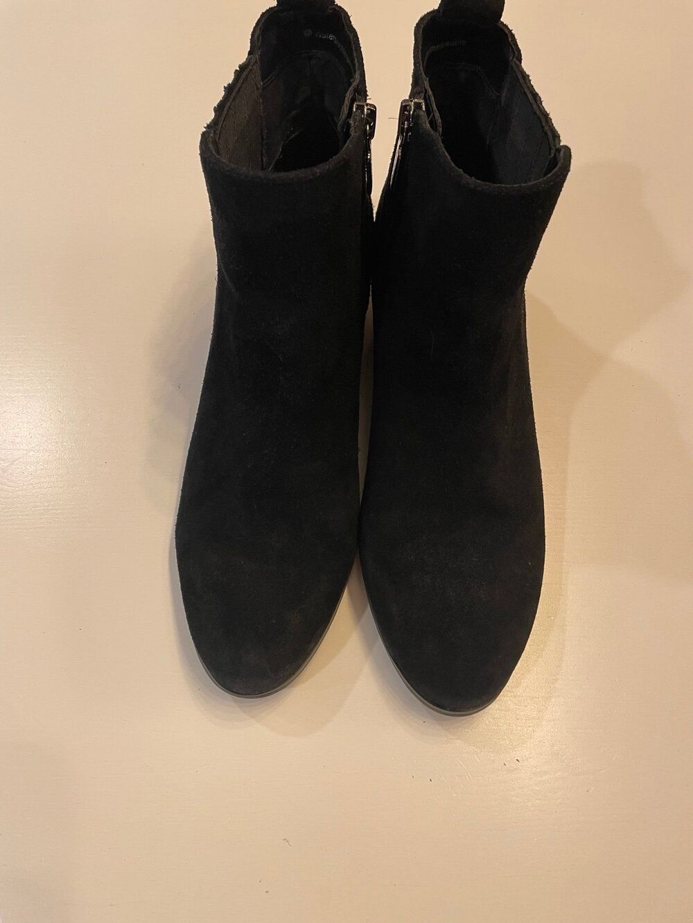 Blondo Sydney Waterproof Black Suede Chelsea Ankle Bootie - Size 8.5